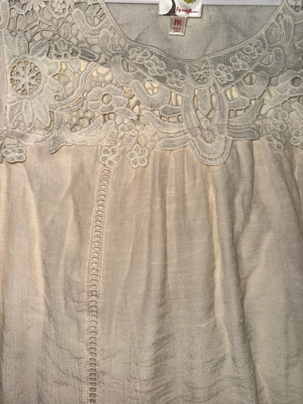 Fig & Flower Cream Lace Boho Blouse Medium NWOT Lined top - Picture 5 of 7